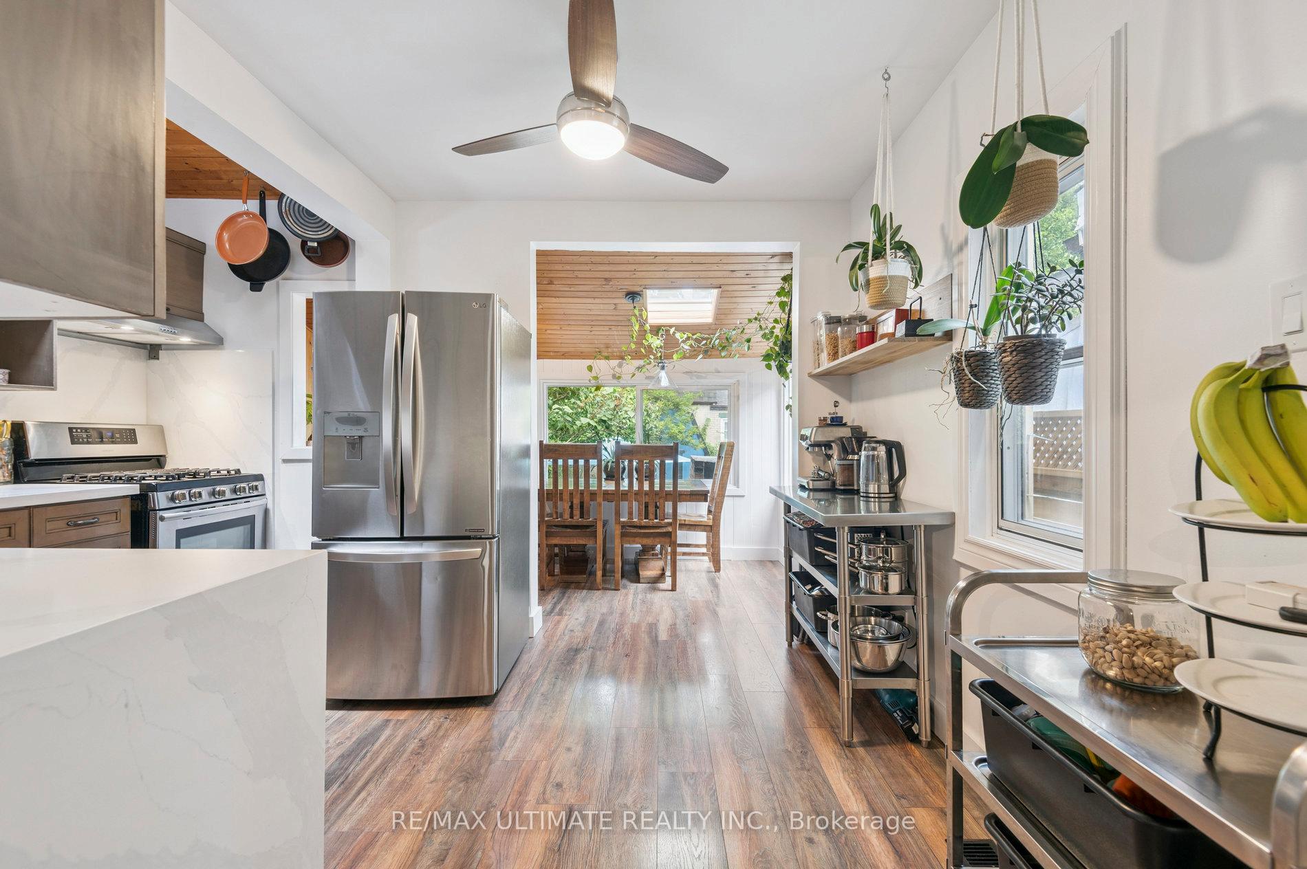 Photo 12 of 315 Cedarvale Avenue, Toronto, Woodbine-Lumsden — HOMEH