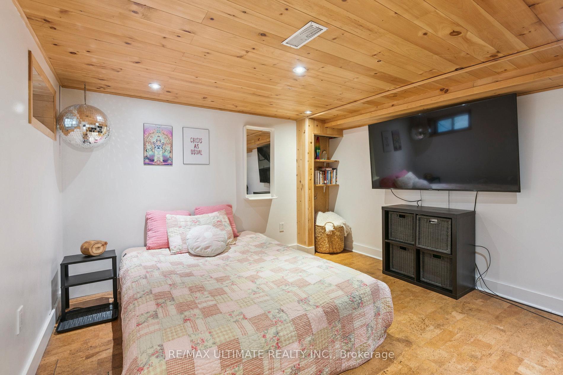 Photo 33 of 315 Cedarvale Avenue, Toronto, Woodbine-Lumsden — HOMEH