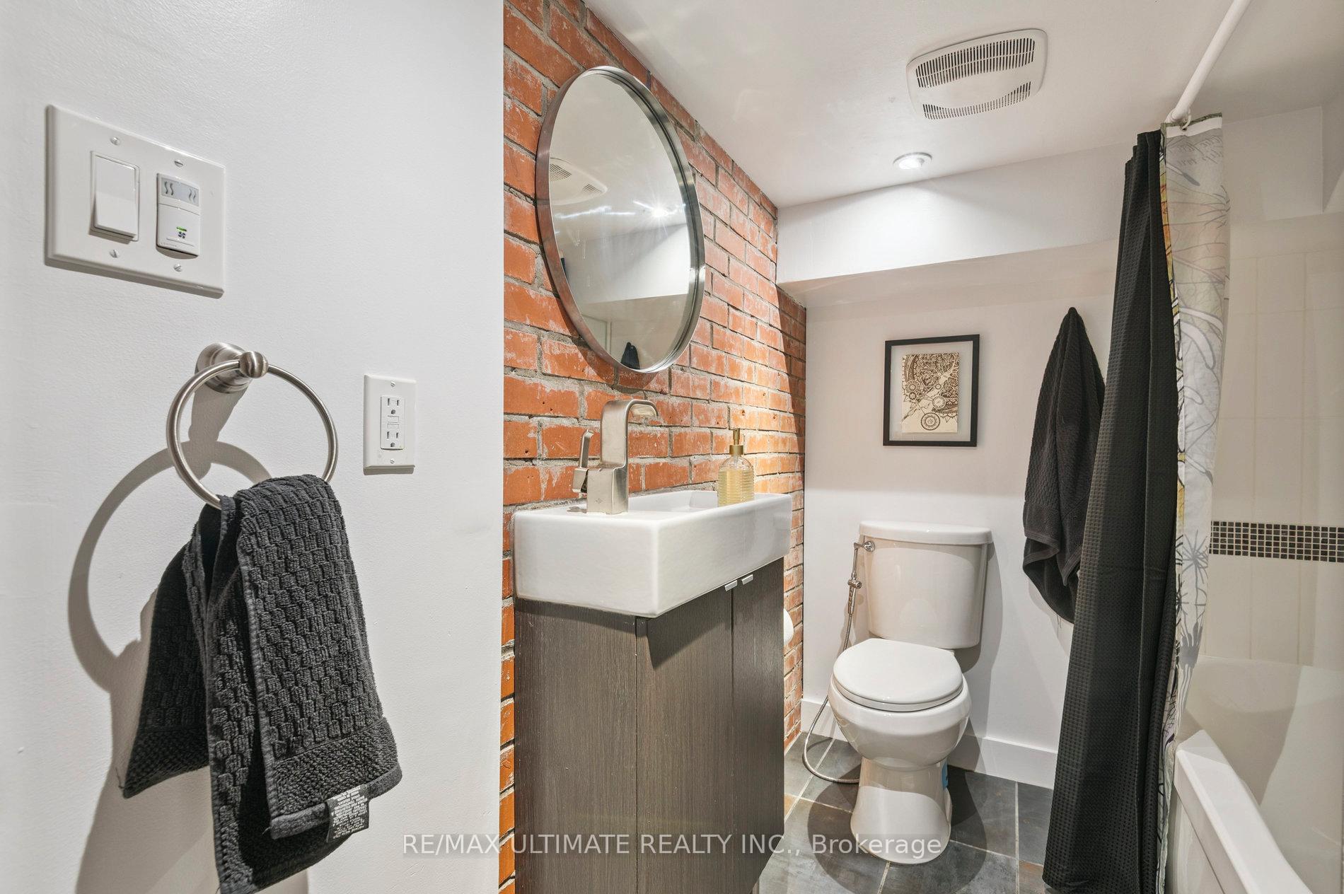 Photo 34 of 315 Cedarvale Avenue, Toronto, Woodbine-Lumsden — HOMEH