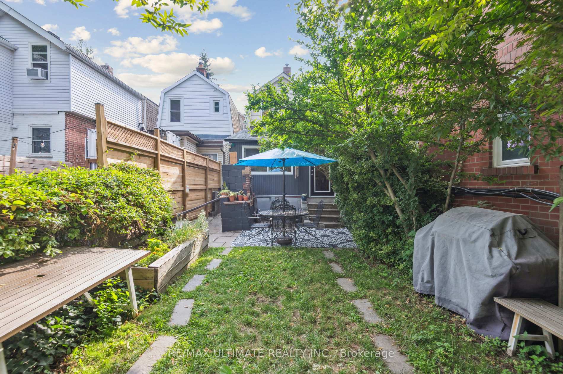 Photo 30 of 315 Cedarvale Avenue, Toronto, Woodbine-Lumsden — HOMEH