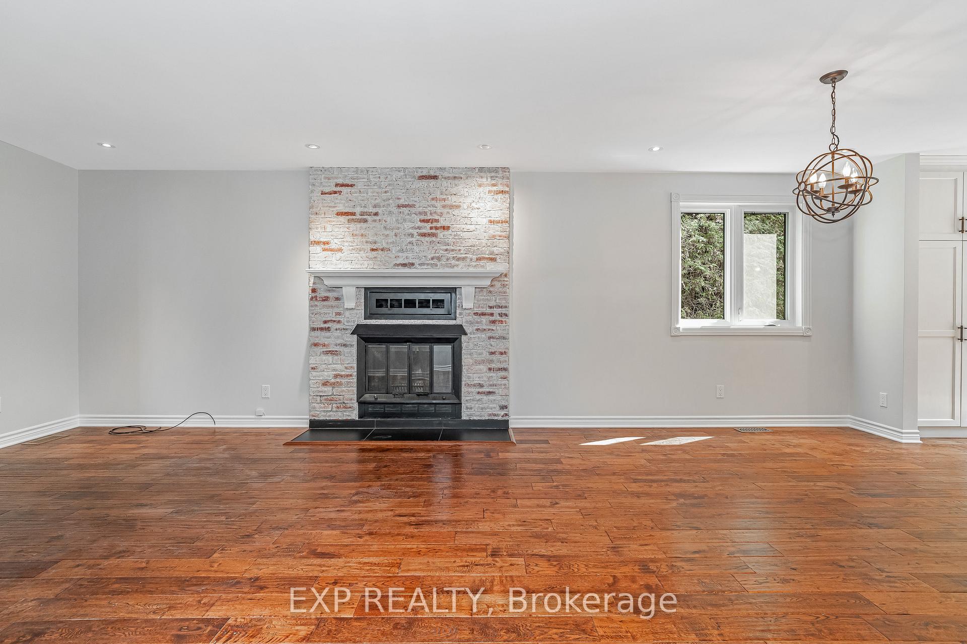 Photo 9 of 80 Coolspring Crescent, Ottawa, Borden Farm/Stewart Farm/Carleton Heights/Parkwood Hills — HOMEH