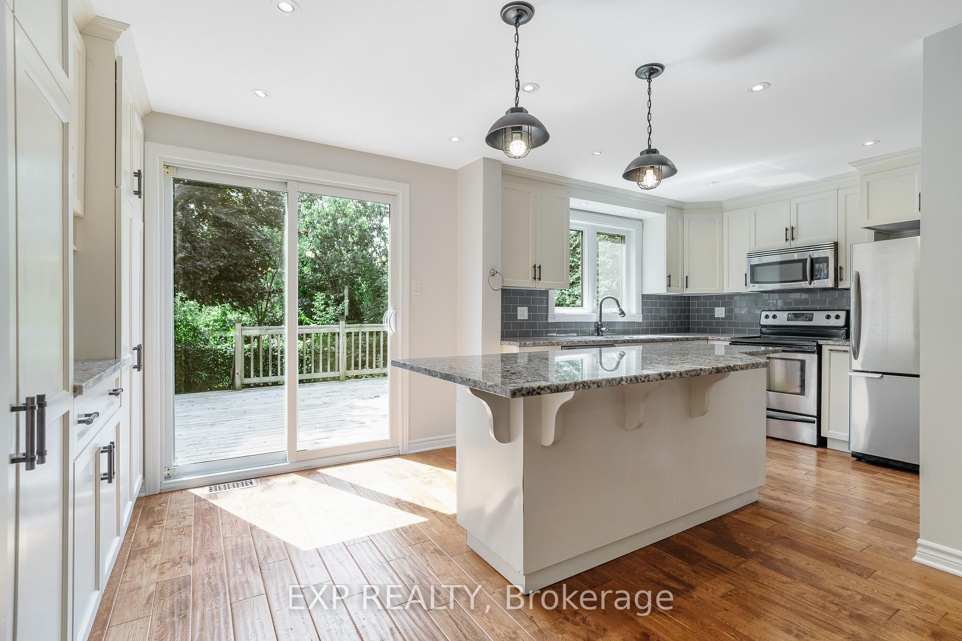 Photo 17 of 80 Coolspring Crescent, Ottawa, Borden Farm/Stewart Farm/Carleton Heights/Parkwood Hills — HOMEH