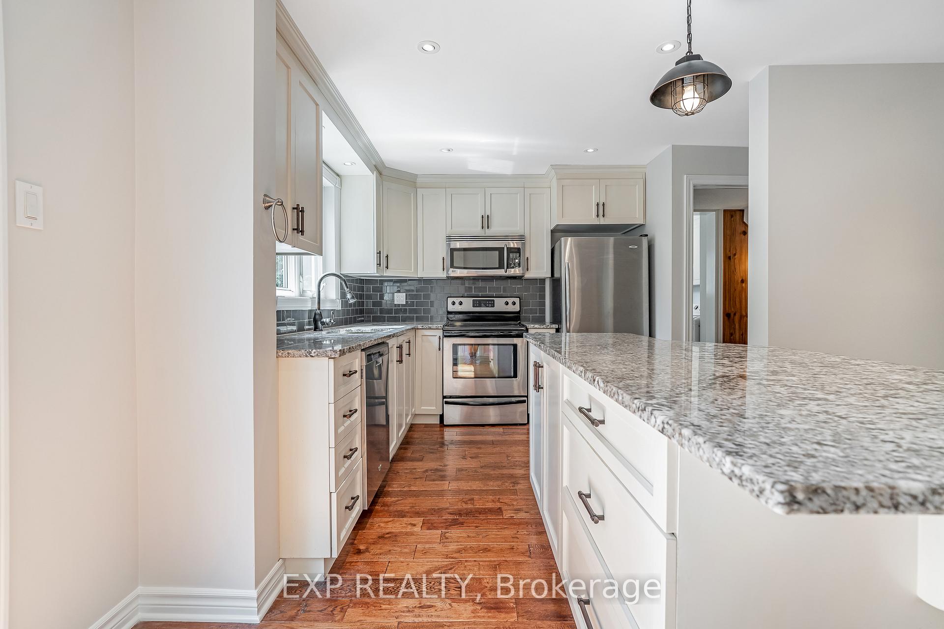 Photo 16 of 80 Coolspring Crescent, Ottawa, Borden Farm/Stewart Farm/Carleton Heights/Parkwood Hills — HOMEH