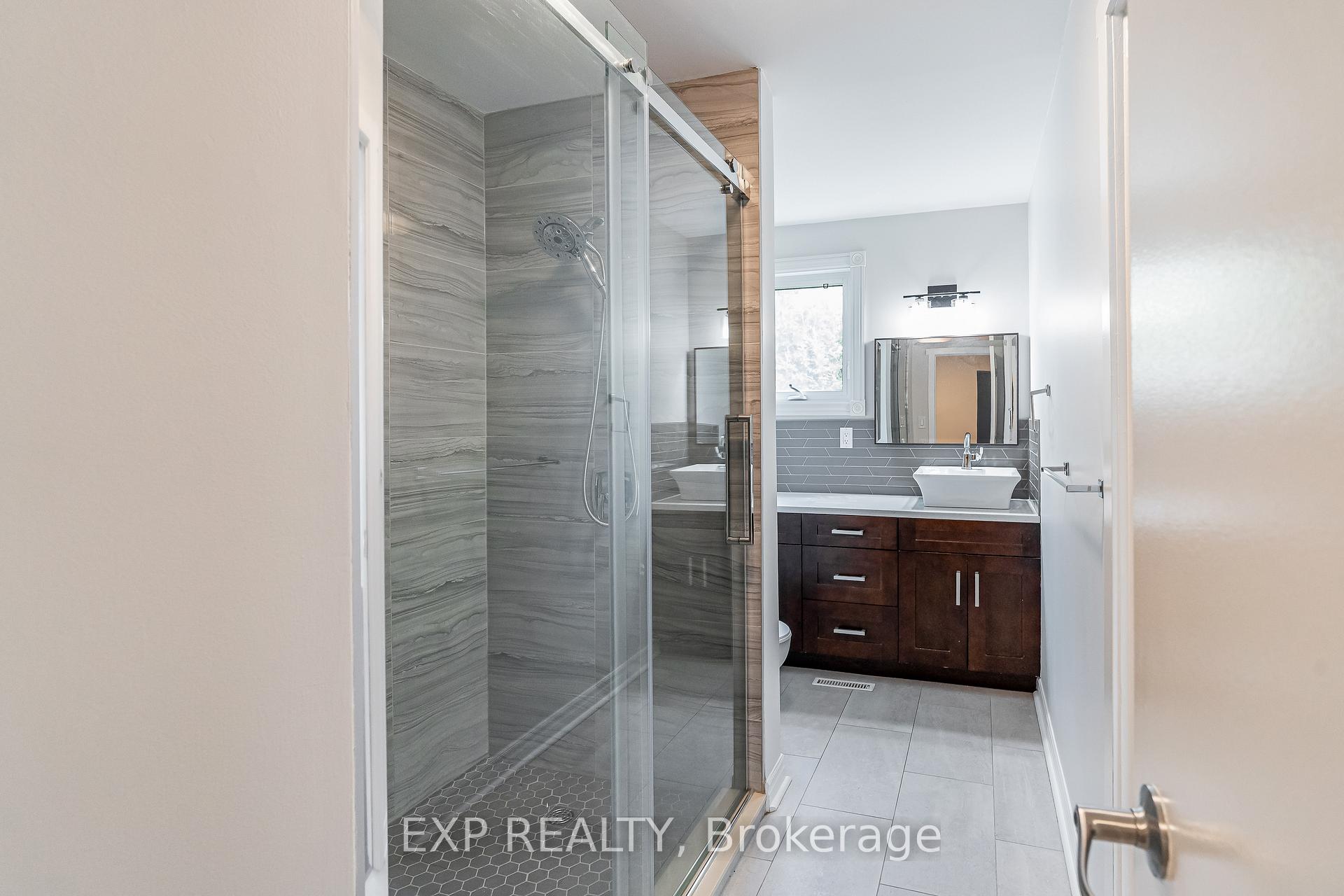 Photo 20 of 80 Coolspring Crescent, Ottawa, Borden Farm/Stewart Farm/Carleton Heights/Parkwood Hills — HOMEH