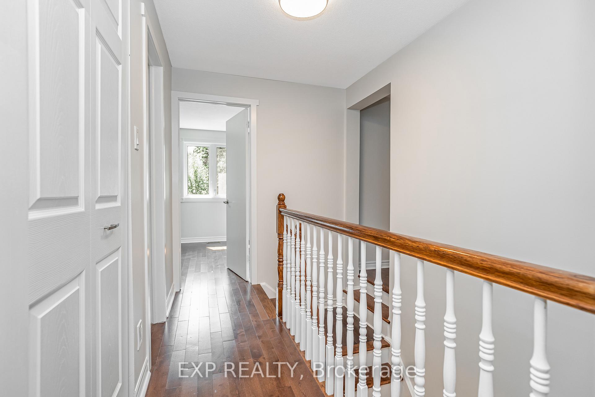 Photo 29 of 80 Coolspring Crescent, Ottawa, Borden Farm/Stewart Farm/Carleton Heights/Parkwood Hills — HOMEH