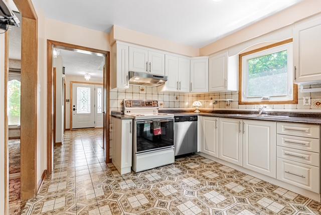 Photo 16 of 44 Pottery Crescent, Brampton, Northgate — HOMEH