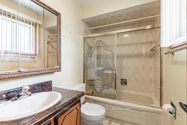 Photo 24 of 44 Pottery Crescent, Brampton, Northgate — HOMEH
