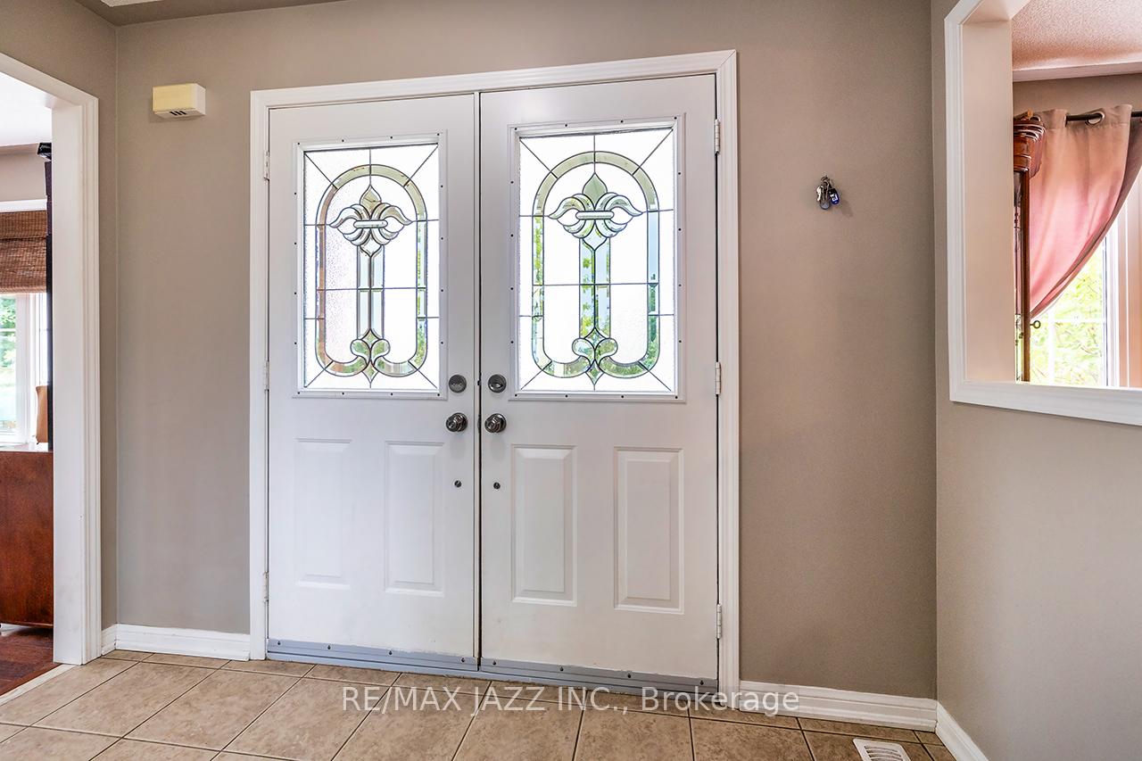 Photo 24 of 2 Nicks Street, Clarington, Bowmanville — HOMEH