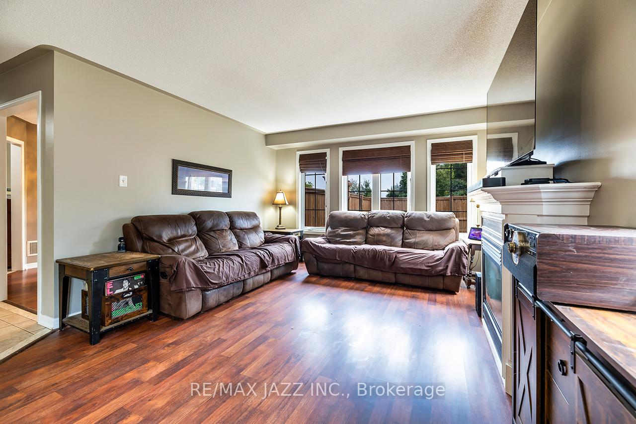 Photo 15 of 2 Nicks Street, Clarington, Bowmanville — HOMEH