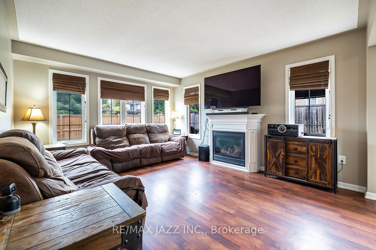 Photo 23 of 2 Nicks Street, Clarington, Bowmanville — HOMEH