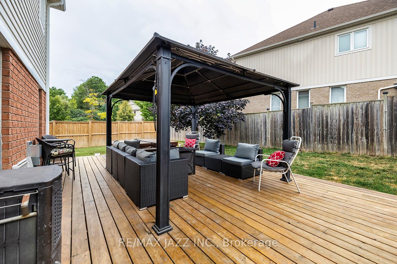 Photo 19 of 2 Nicks Street, Clarington, Bowmanville — HOMEH