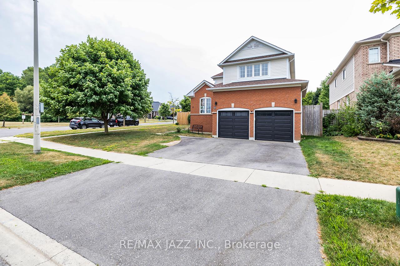 Photo 13 of 2 Nicks Street, Clarington, Bowmanville — HOMEH