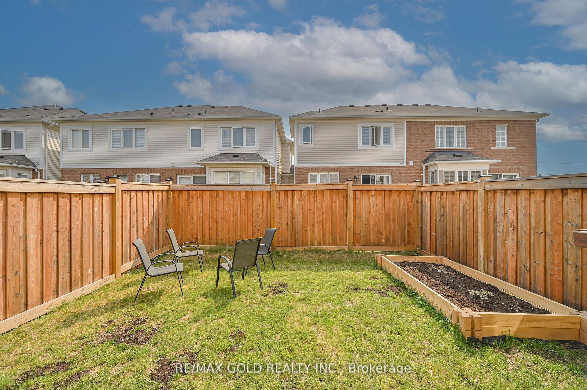 Photo 43 of 67 Rockbrook Trail, Brampton, Northwest Brampton — HOMEH