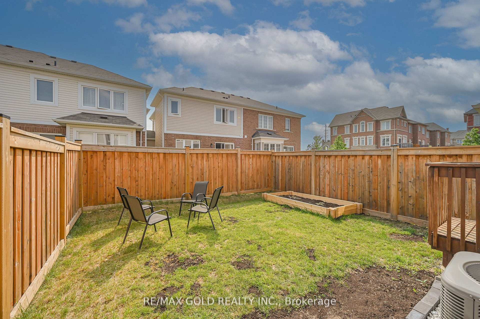 Photo 44 of 67 Rockbrook Trail, Brampton, Northwest Brampton — HOMEH