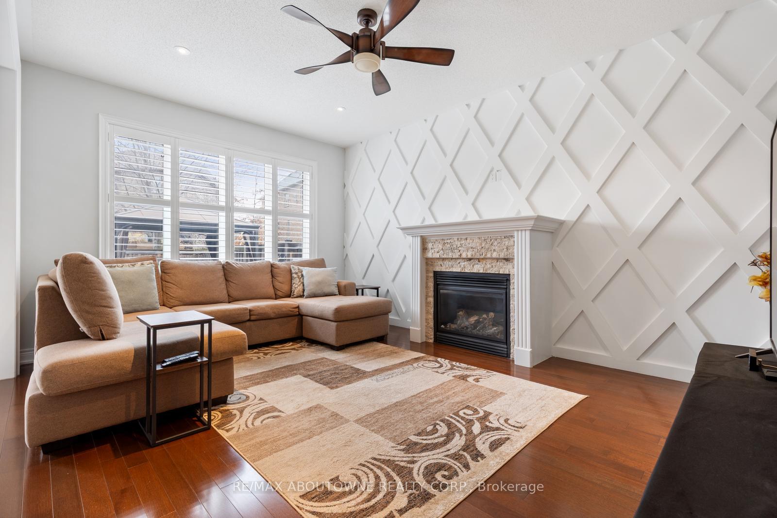 Photo 4 of 22 Interlacken Drive, Brampton, Credit Valley — HOMEH