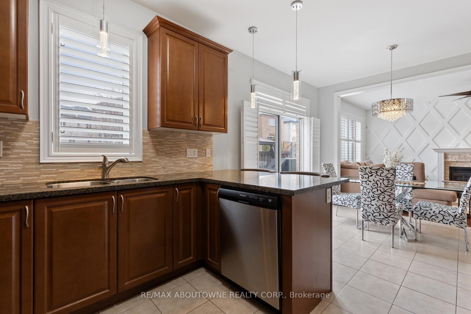 Photo 19 of 22 Interlacken Drive, Brampton, Credit Valley — HOMEH