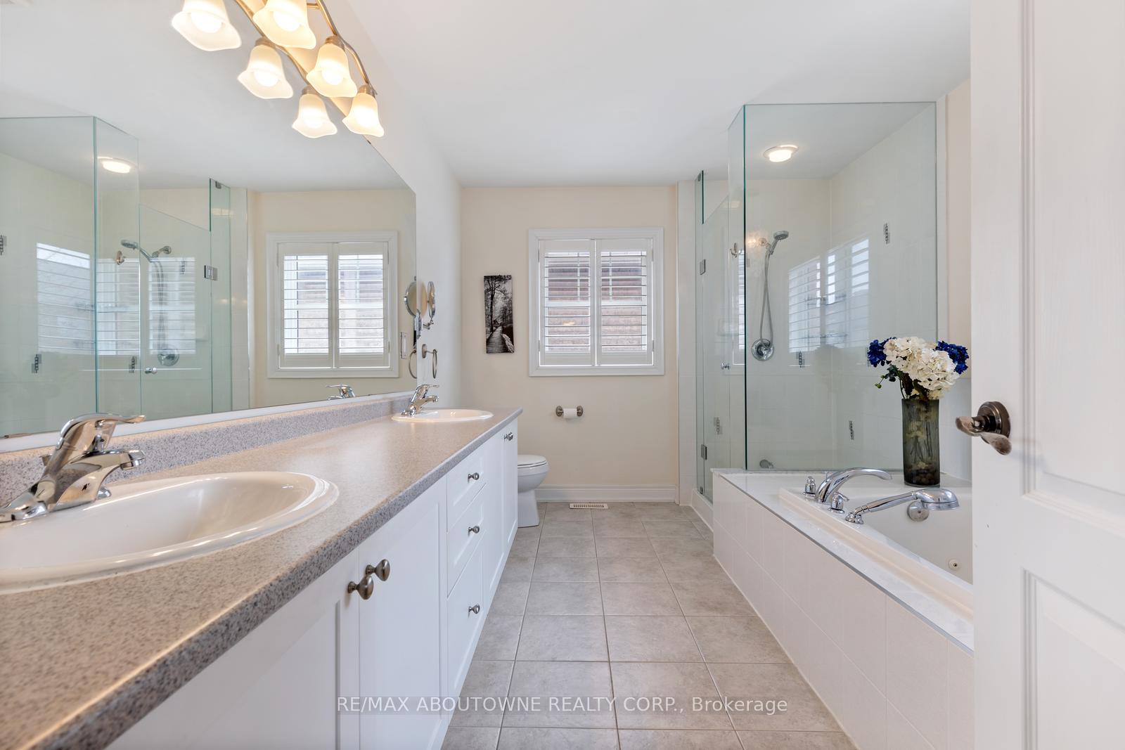 Photo 18 of 22 Interlacken Drive, Brampton, Credit Valley — HOMEH