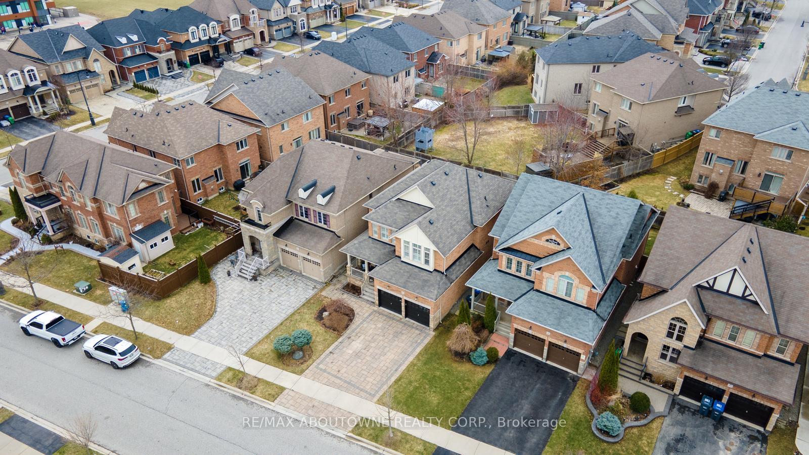 Photo 37 of 22 Interlacken Drive, Brampton, Credit Valley — HOMEH