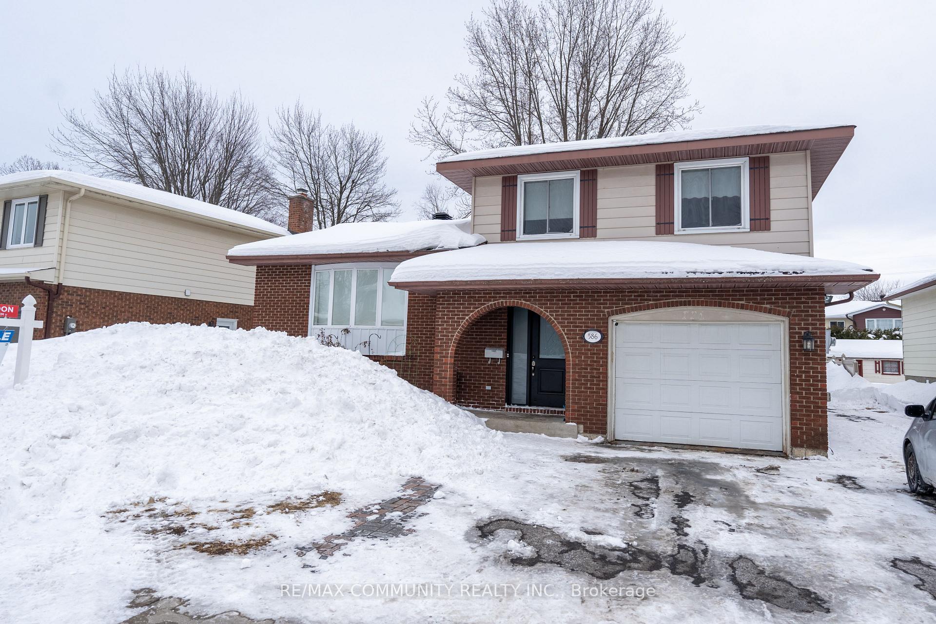 Front of 586 Lynwood Drive