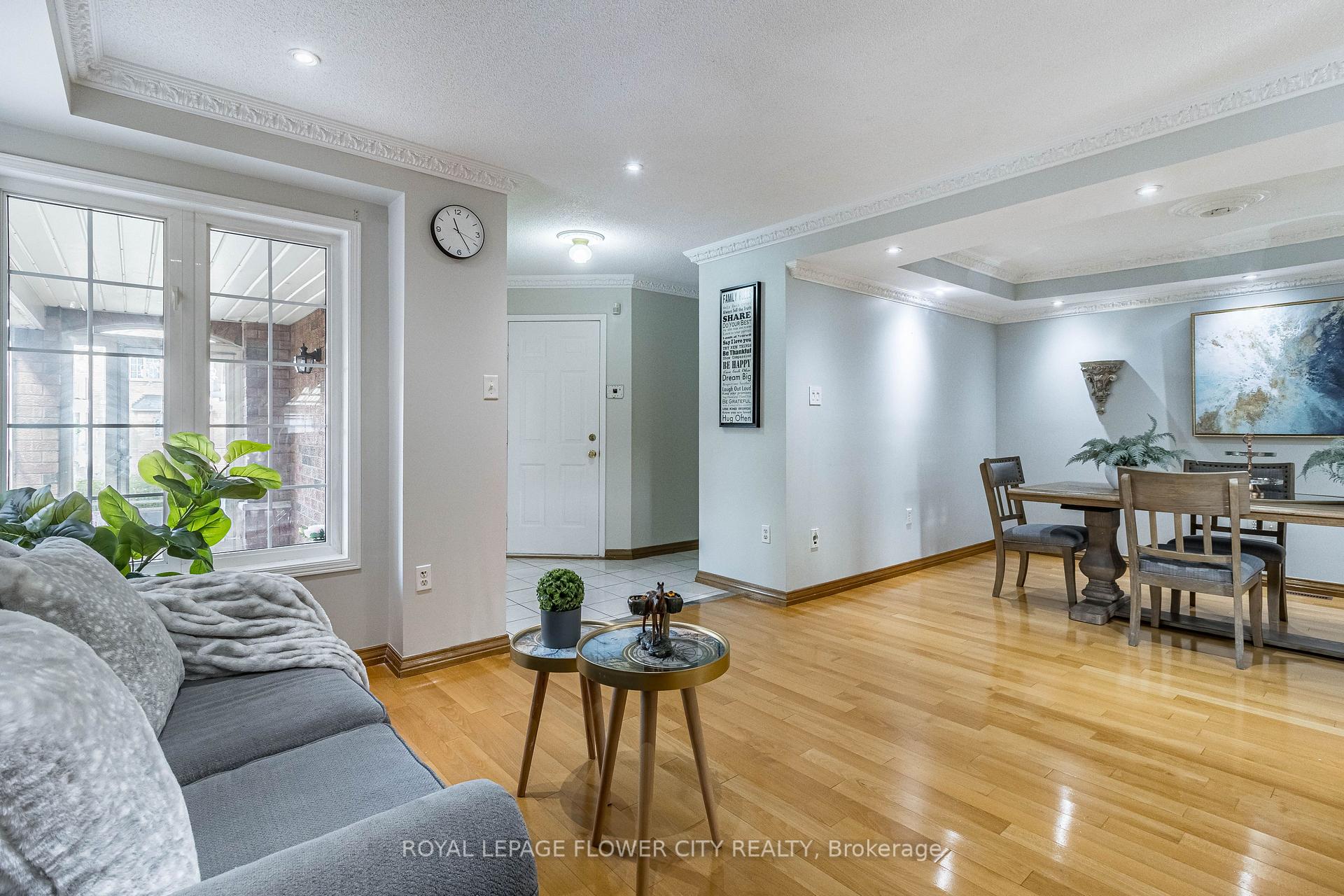 Photo 11 of 51 Blue Whale Boulevard, Brampton, Sandringham-Wellington — HOMEH