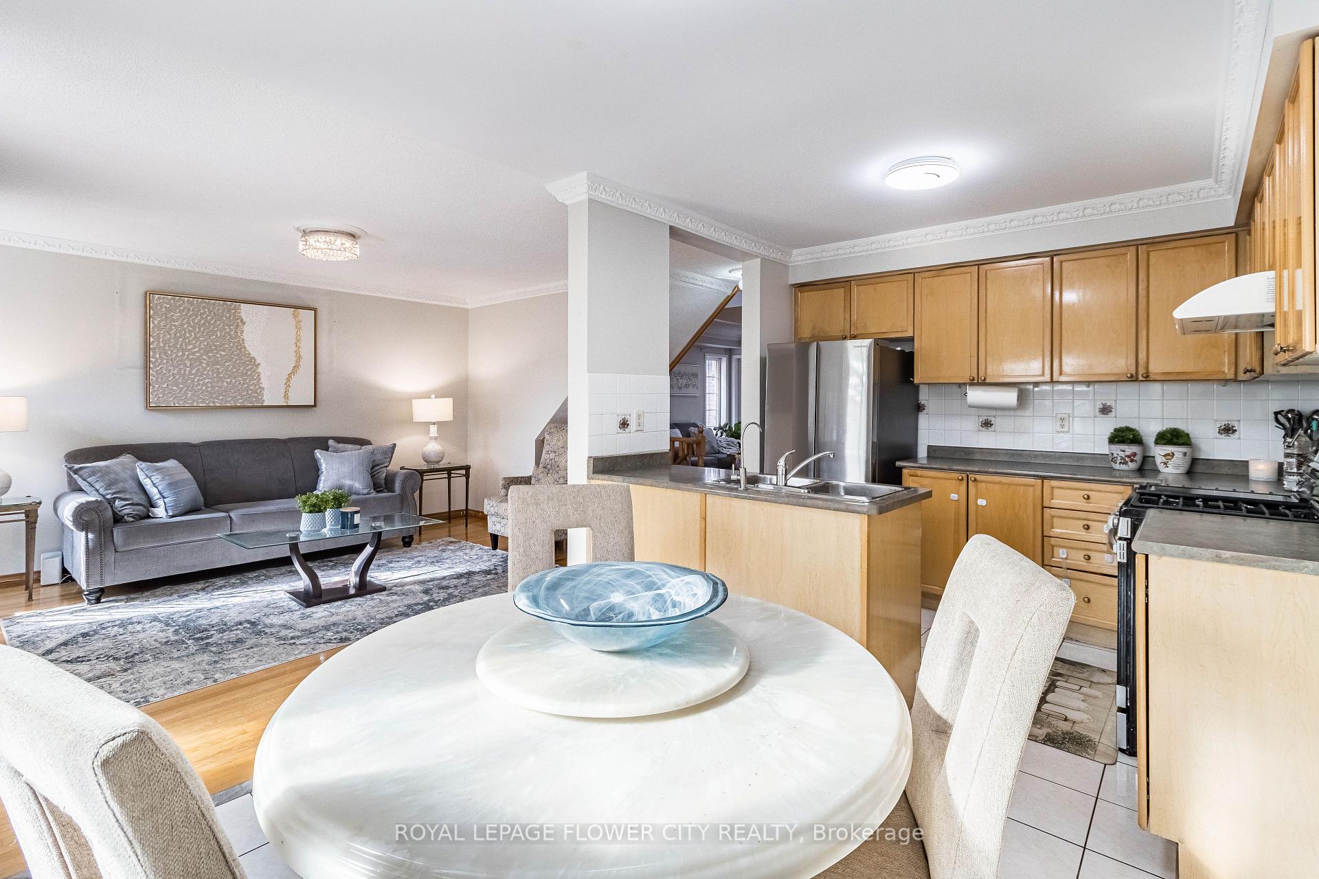 Photo 42 of 51 Blue Whale Boulevard, Brampton, Sandringham-Wellington — HOMEH