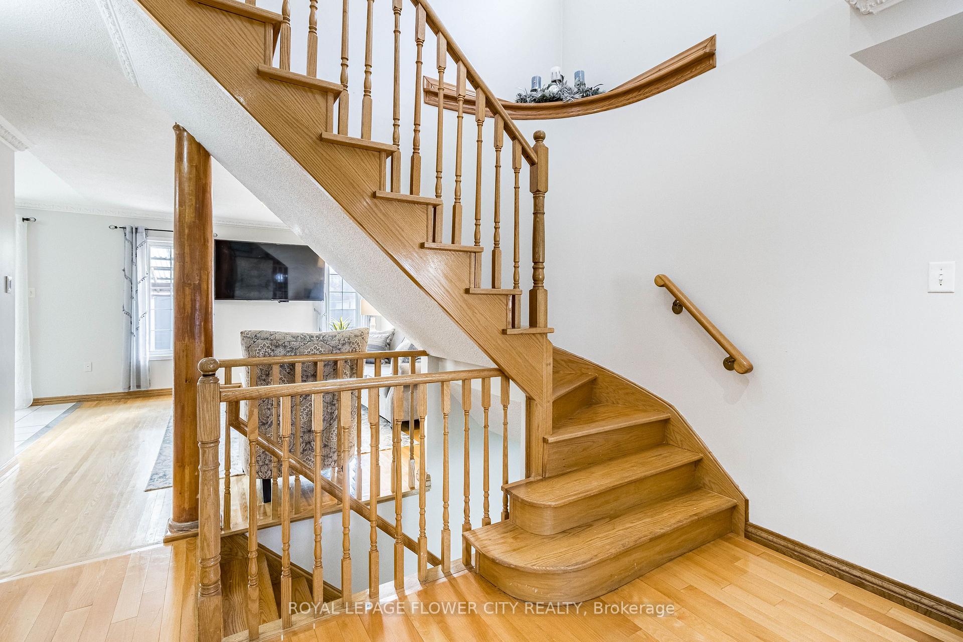 Photo 26 of 51 Blue Whale Boulevard, Brampton, Sandringham-Wellington — HOMEH