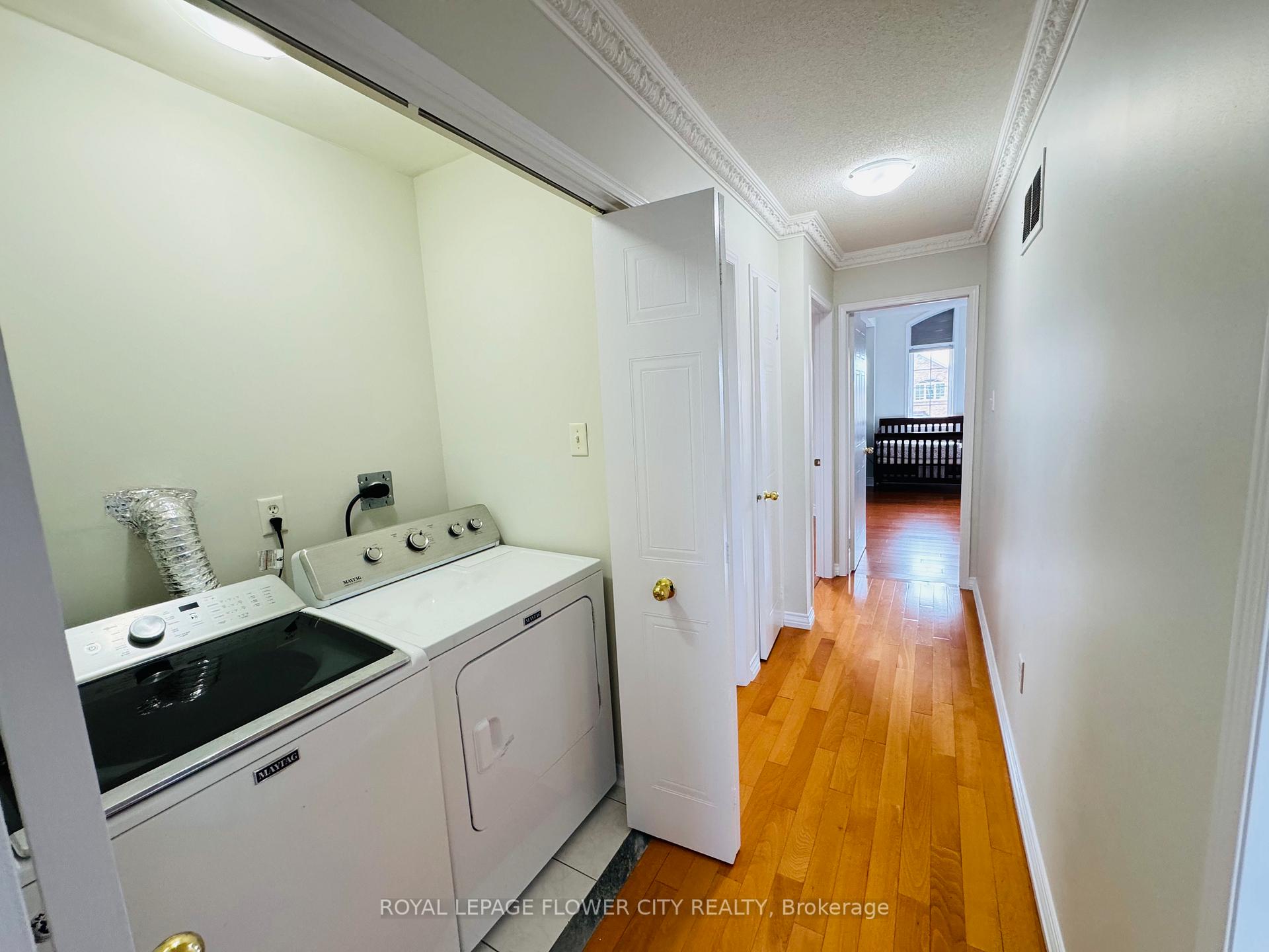 Photo 20 of 51 Blue Whale Boulevard, Brampton, Sandringham-Wellington — HOMEH