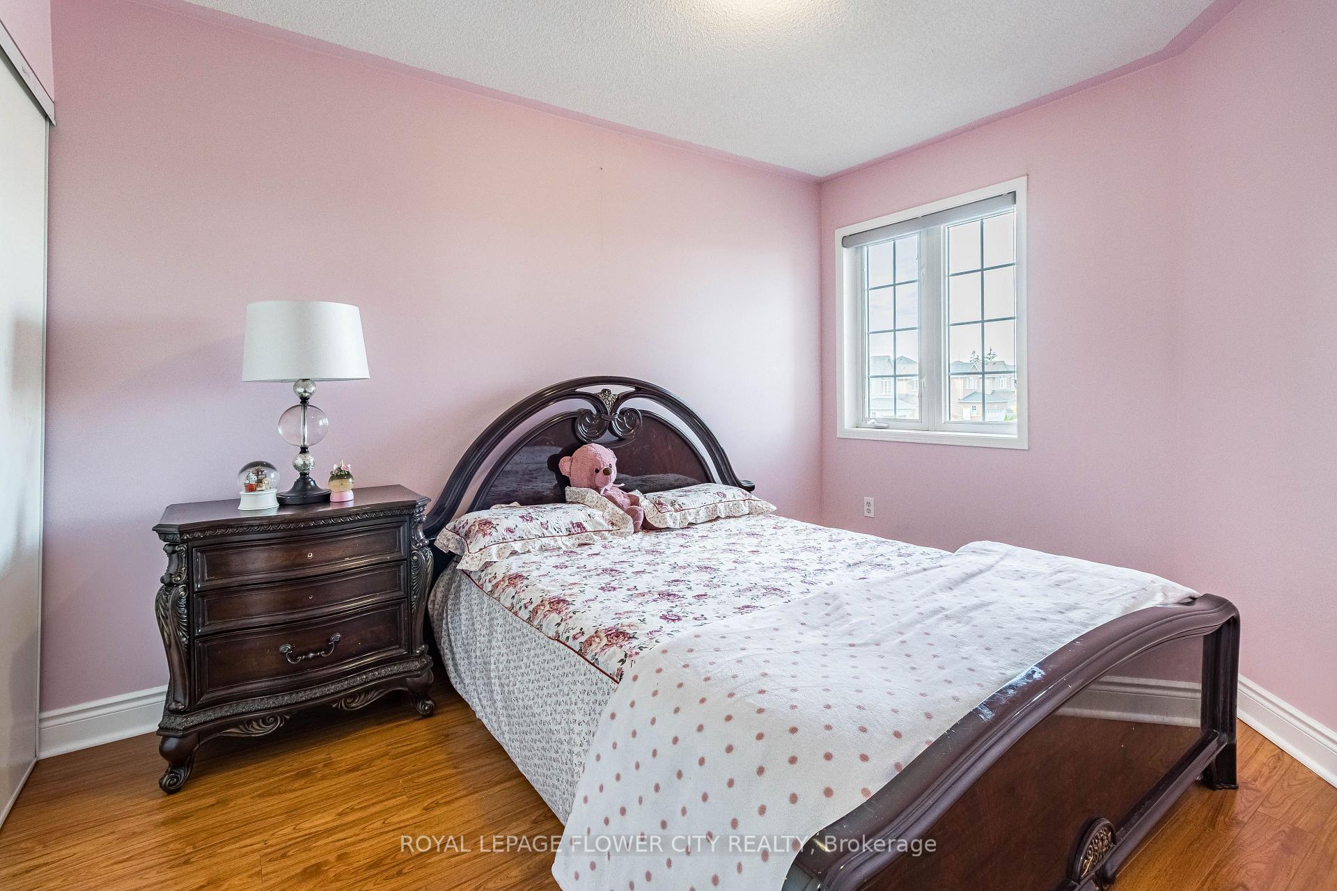 Photo 17 of 51 Blue Whale Boulevard, Brampton, Sandringham-Wellington — HOMEH