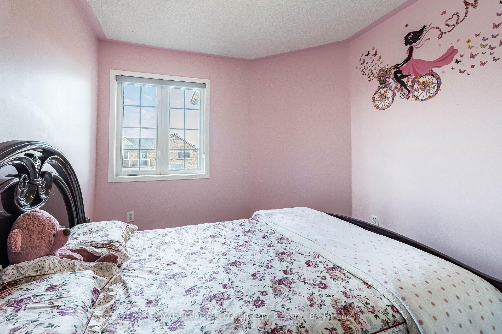 Photo 16 of 51 Blue Whale Boulevard, Brampton, Sandringham-Wellington — HOMEH