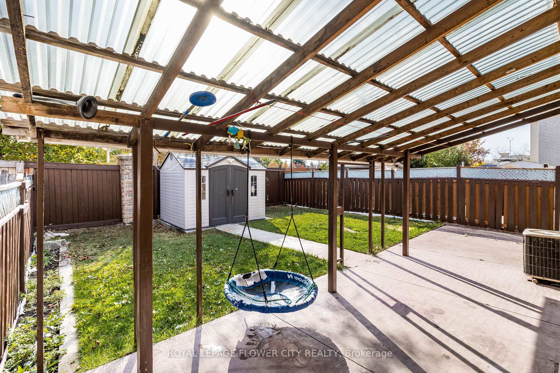 Photo 40 of 51 Blue Whale Boulevard, Brampton, Sandringham-Wellington — HOMEH