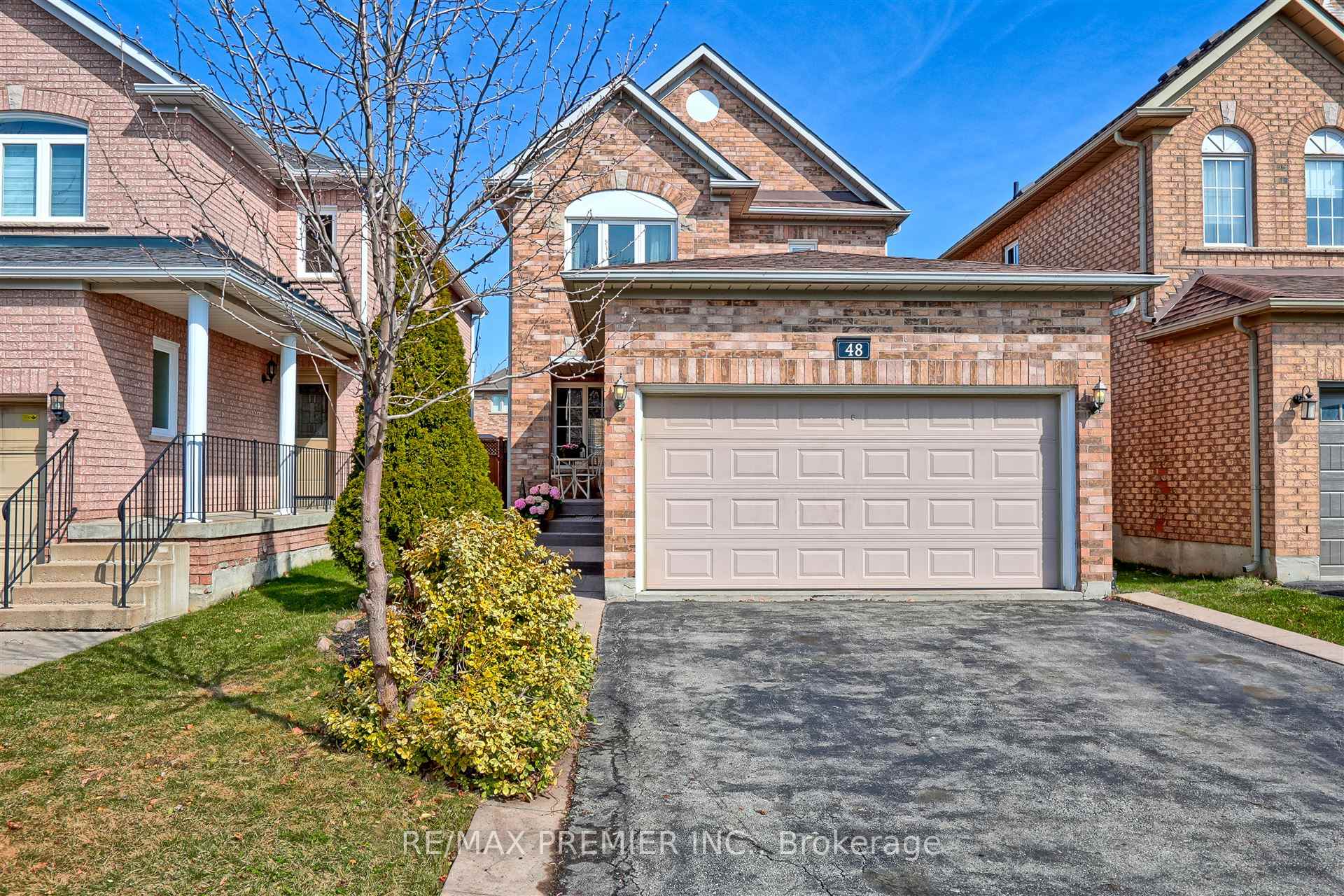 Photo 1 of 48 Muirside Road, Vaughan, Maple — HOMEH