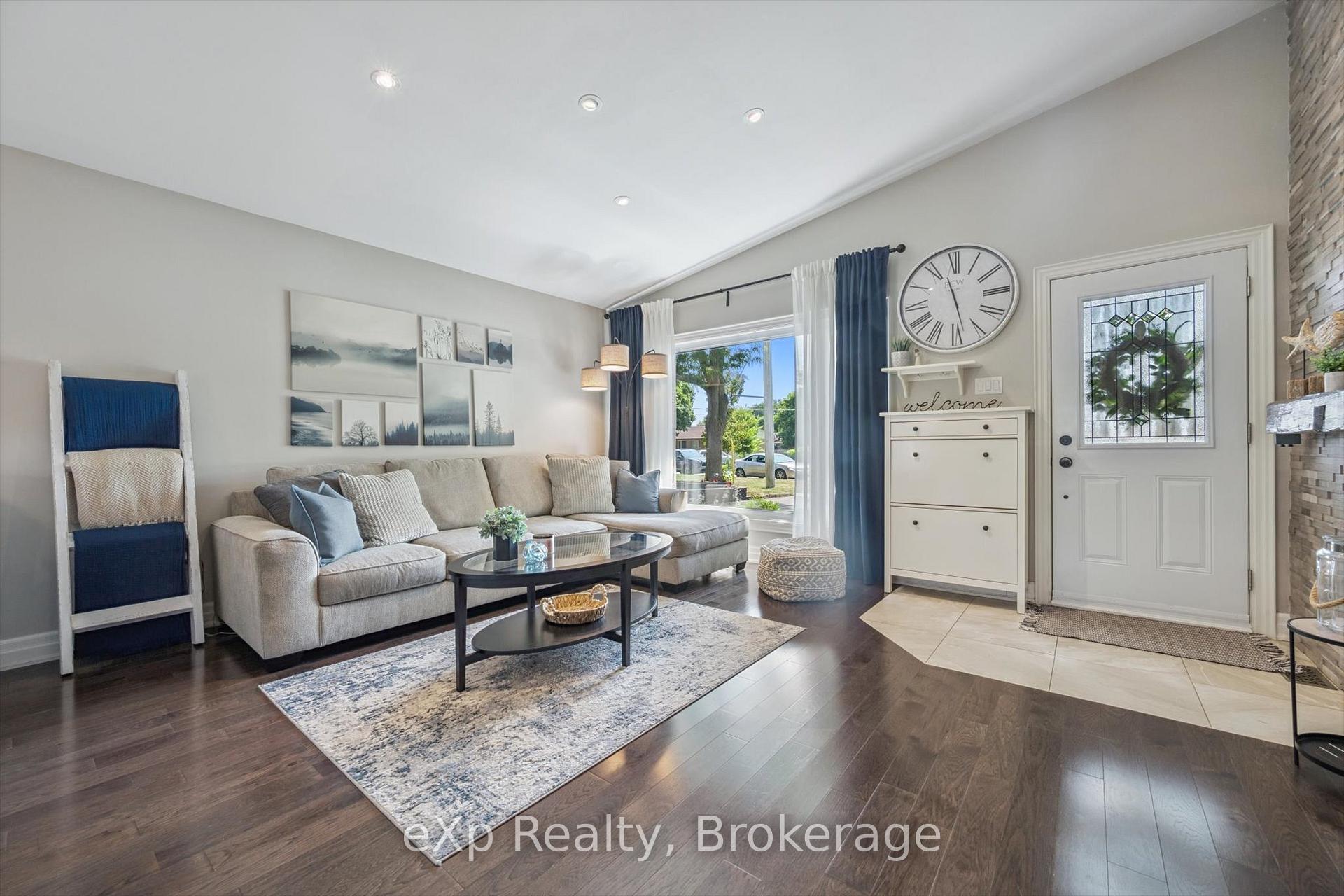 Photo 9 of 28 Alston Court, Brampton, Brampton East — HOMEH
