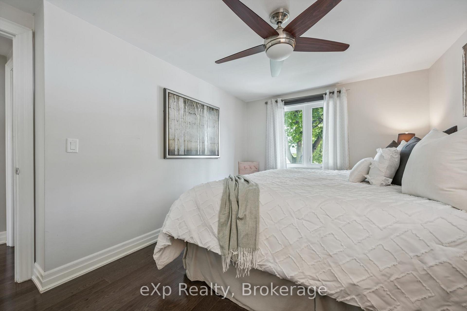 Photo 4 of 28 Alston Court, Brampton, Brampton East — HOMEH