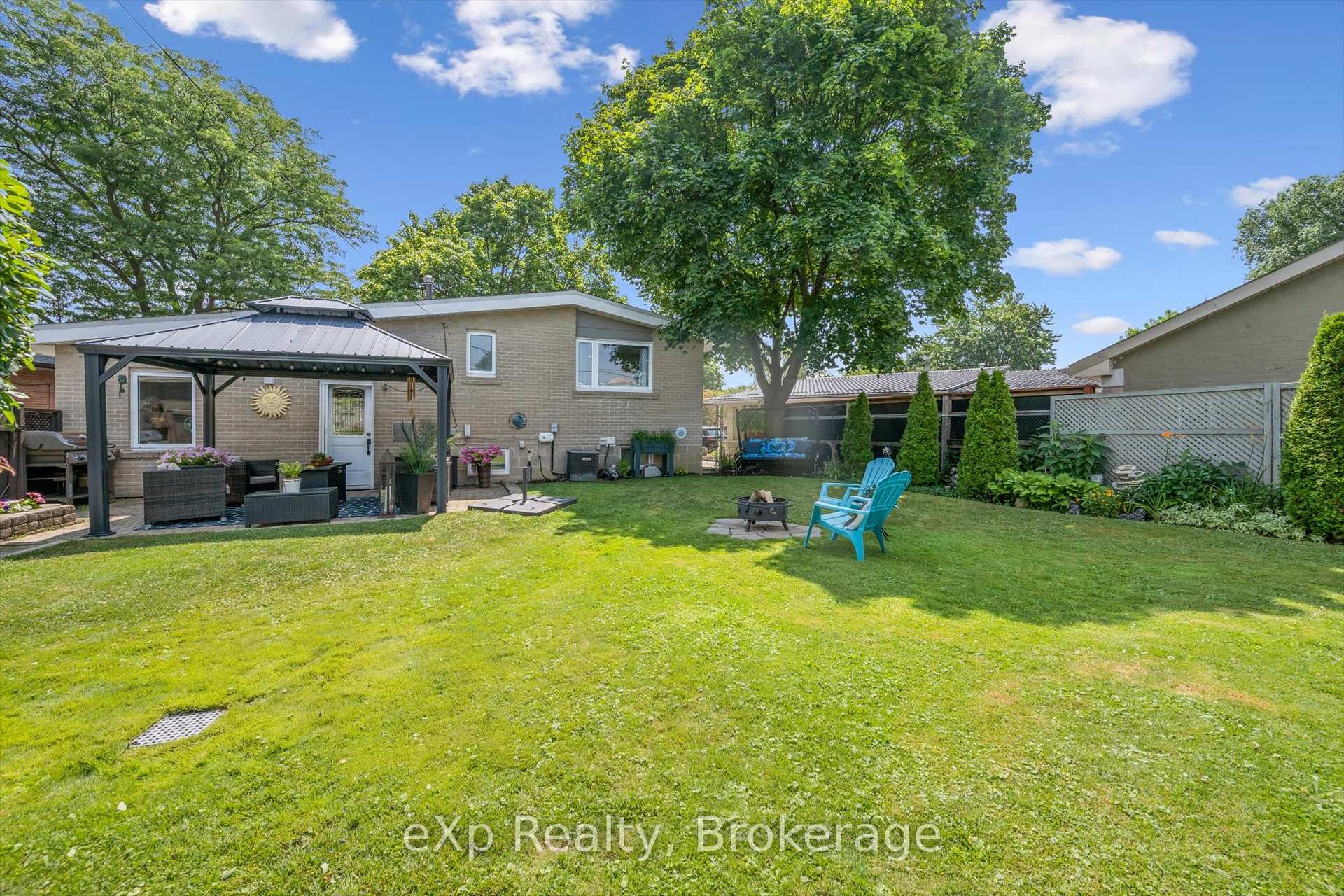 Photo 11 of 28 Alston Court, Brampton, Brampton East — HOMEH