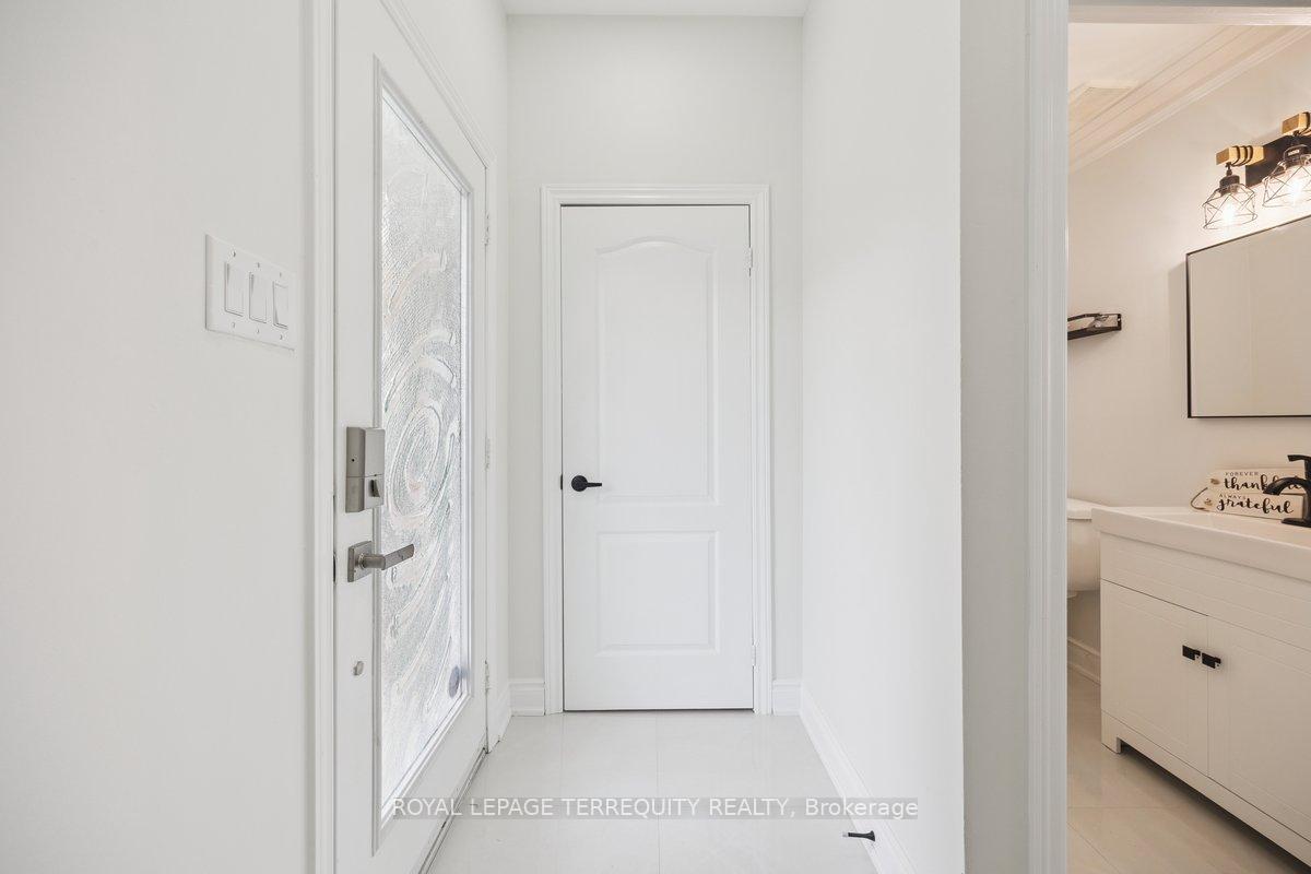 Photo 2 of 113 Sewells Lane, Brampton, Fletcher's Meadow — HOMEH
