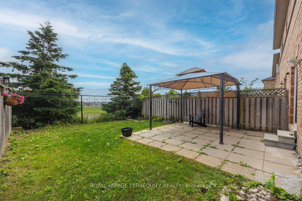 Photo 31 of 113 Sewells Lane, Brampton, Fletcher's Meadow — HOMEH