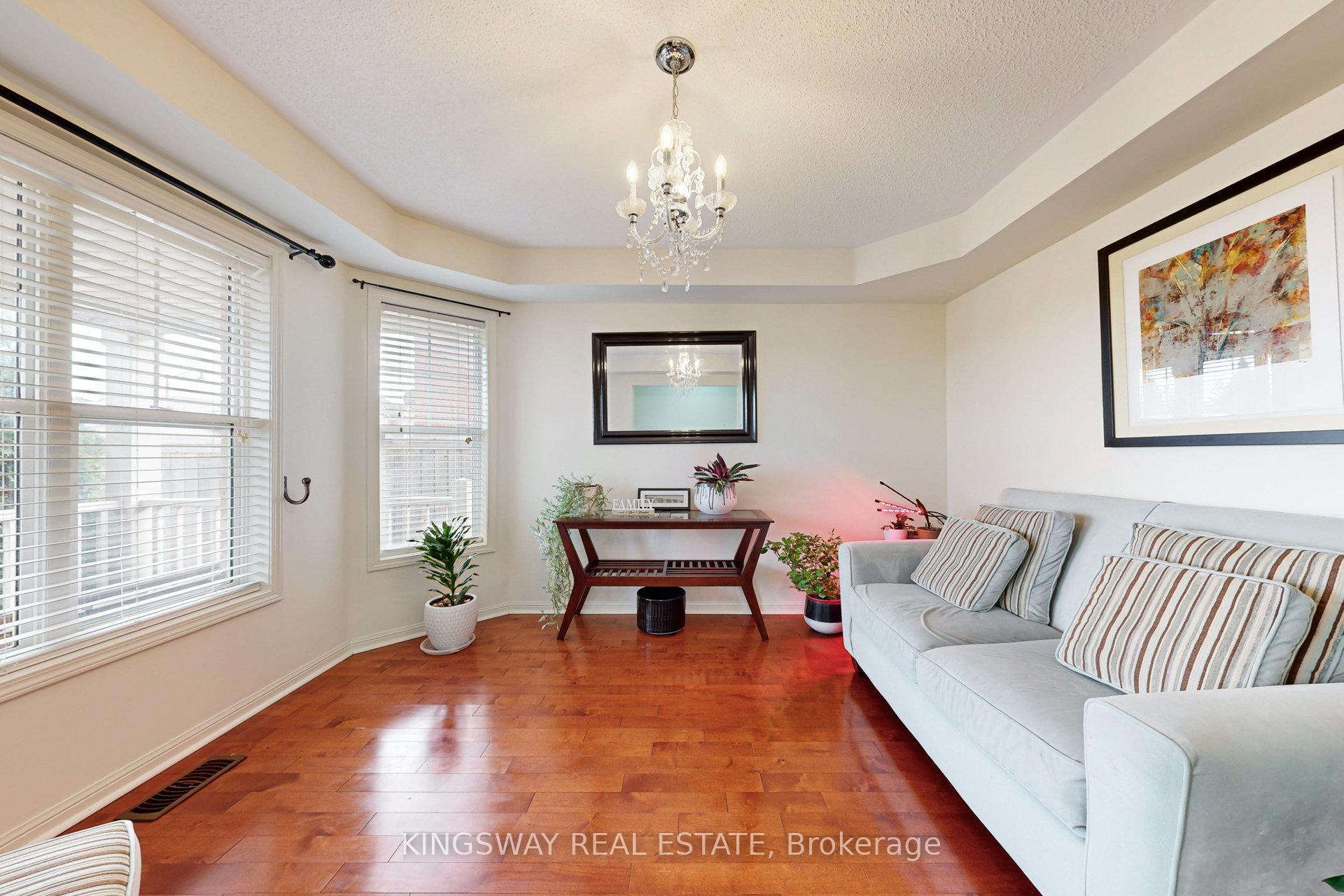 Photo 22 of 142 Valleyway Drive, Brampton, Credit Valley — HOMEH