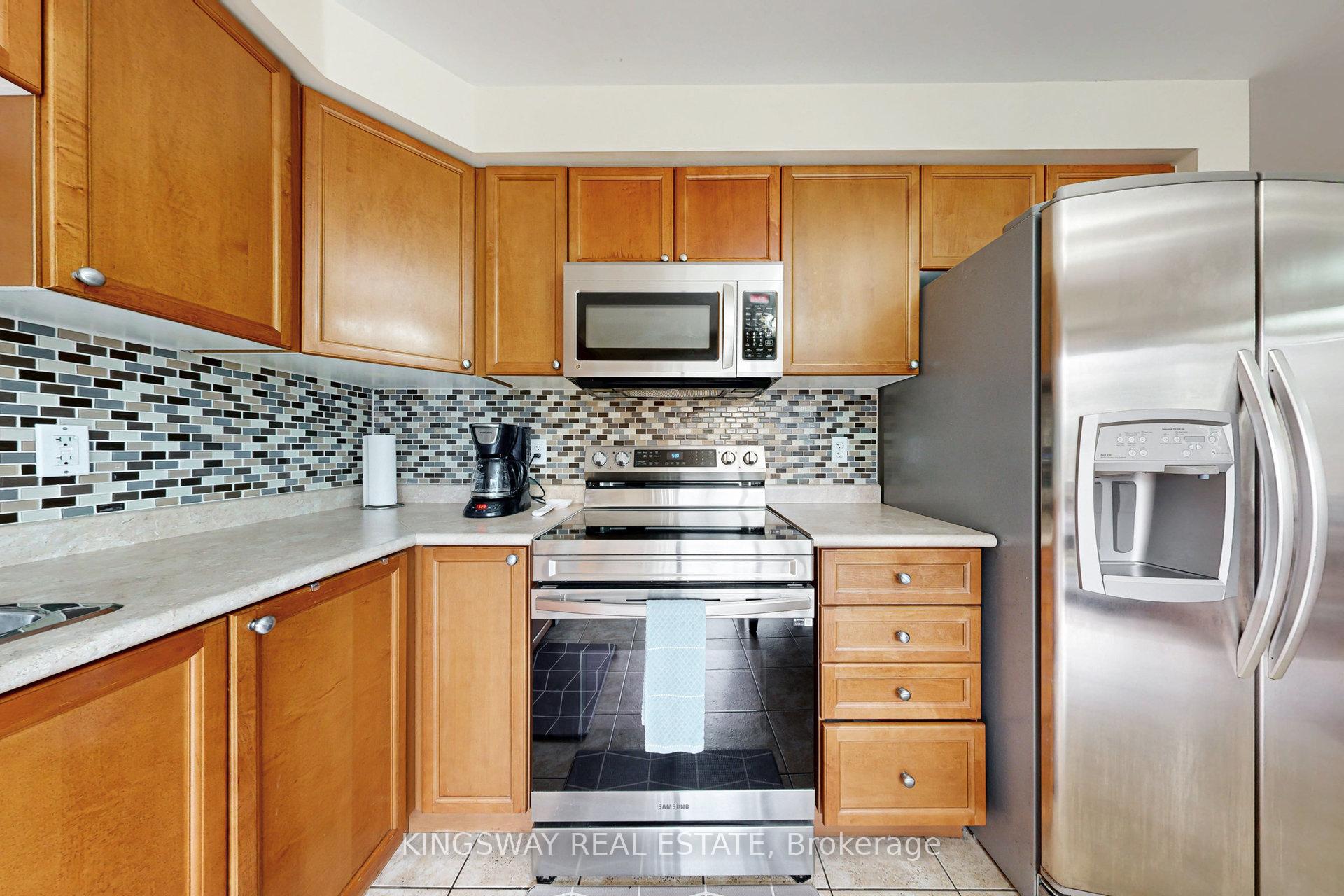 Photo 21 of 142 Valleyway Drive, Brampton, Credit Valley — HOMEH