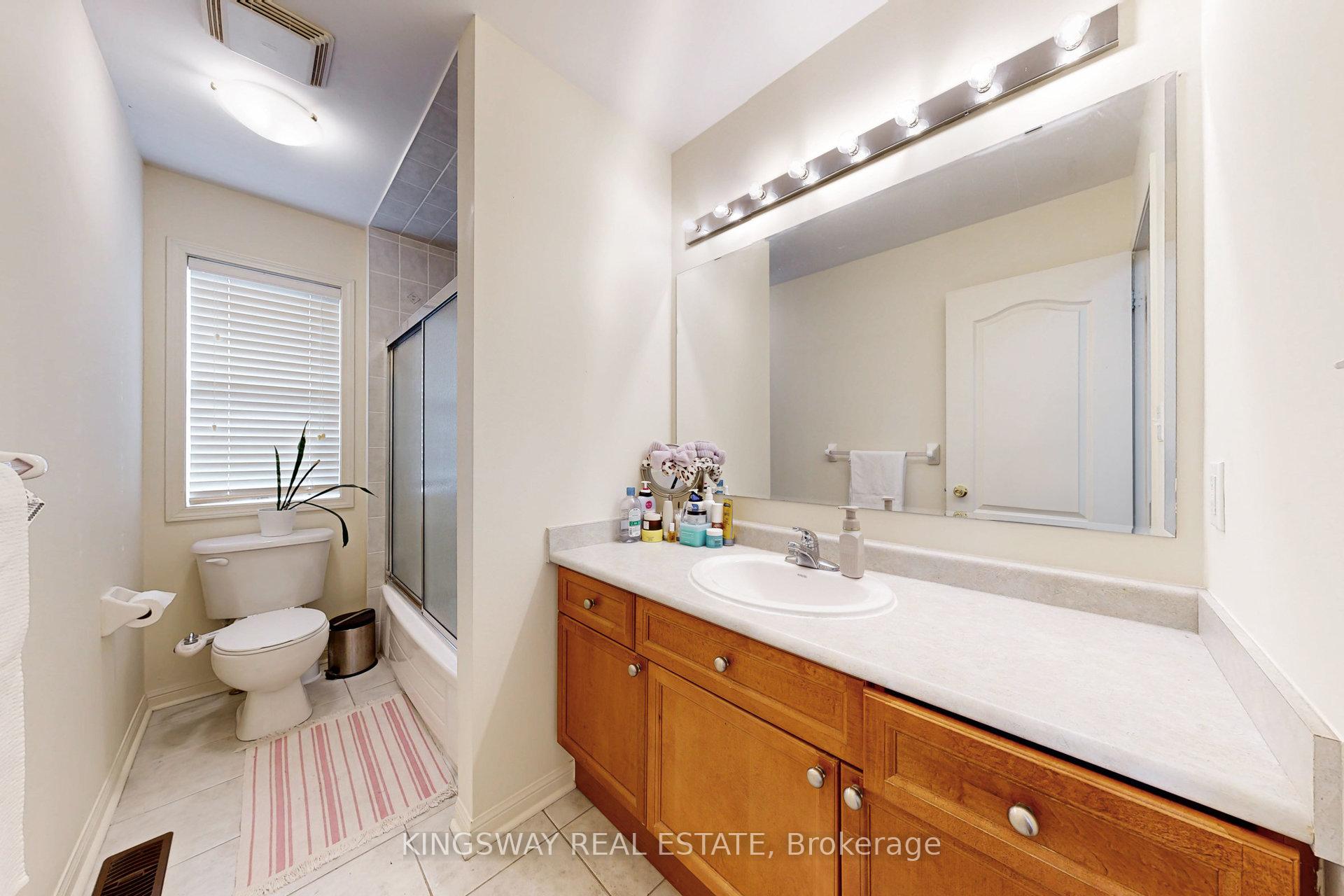 Photo 32 of 142 Valleyway Drive, Brampton, Credit Valley — HOMEH
