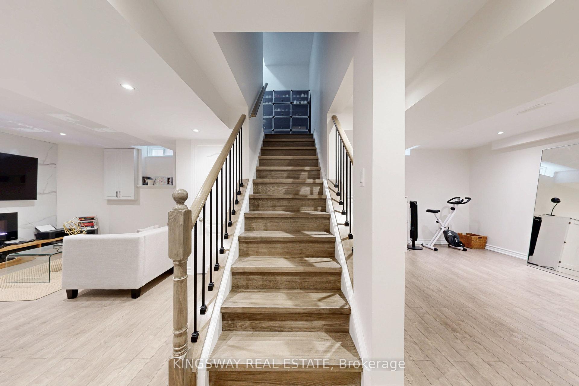 Photo 27 of 142 Valleyway Drive, Brampton, Credit Valley — HOMEH