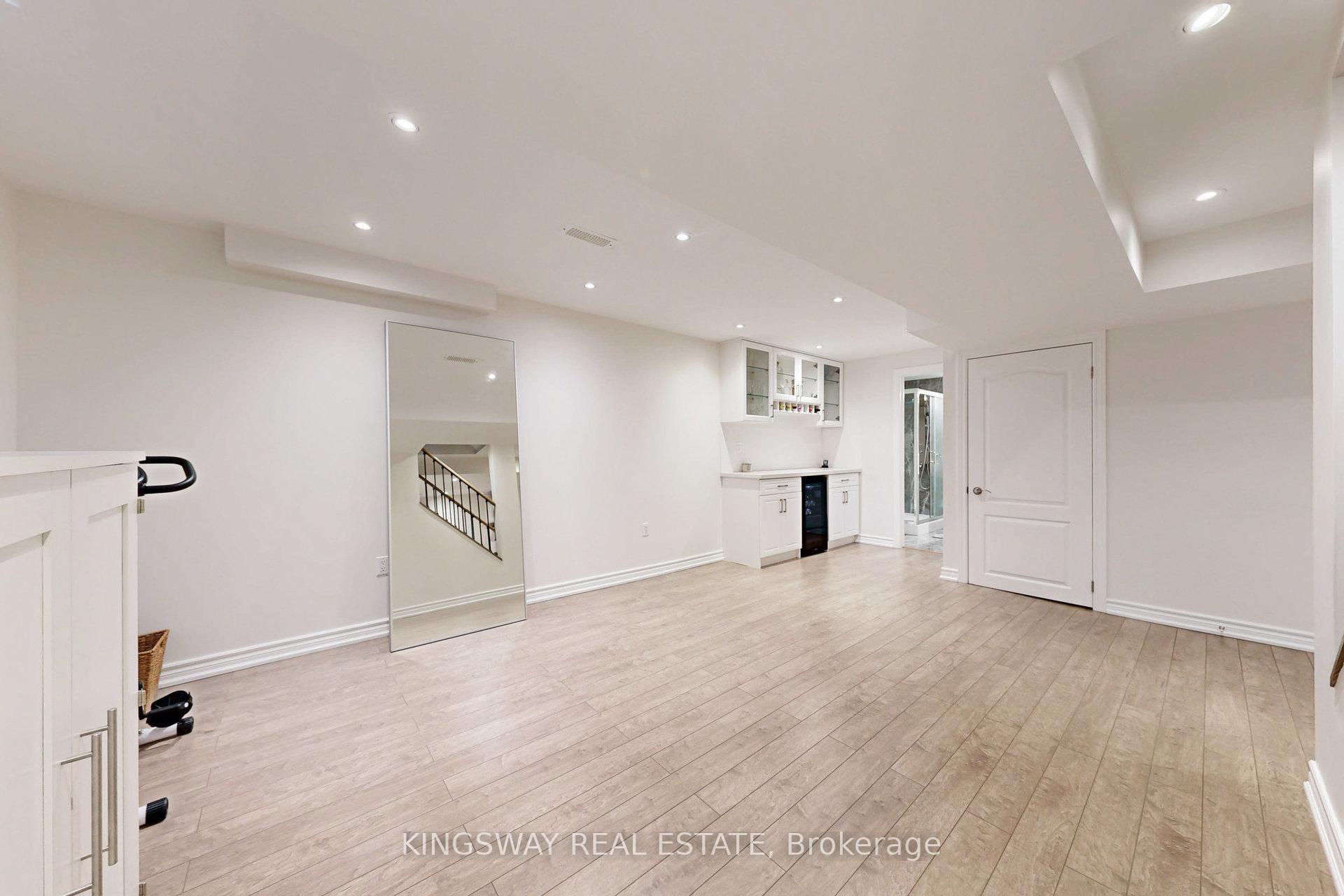 Photo 17 of 142 Valleyway Drive, Brampton, Credit Valley — HOMEH