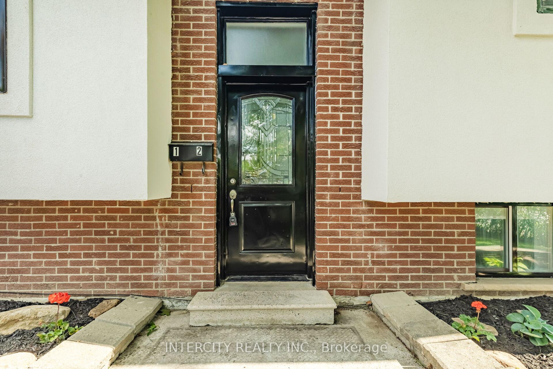 Photo 3 of 122 Rutherford Road N, Brampton, Madoc — HOMEH