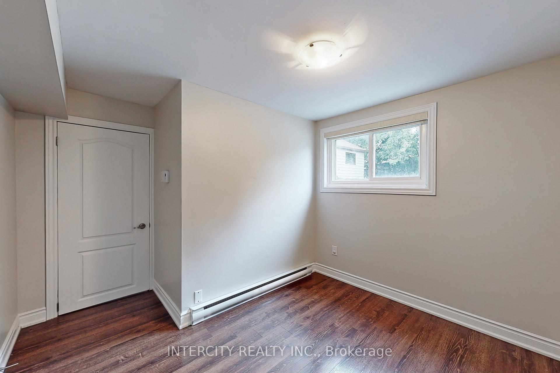 Photo 7 of 122 Rutherford Road N, Brampton, Madoc — HOMEH