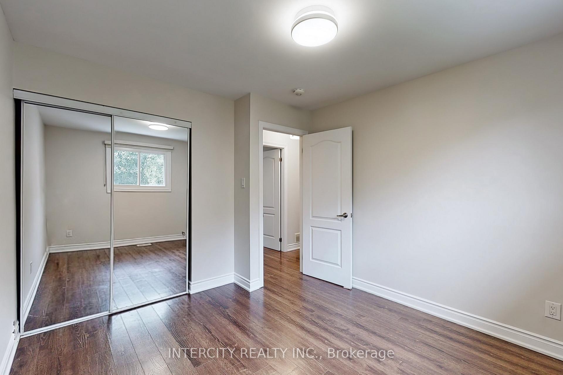 Photo 5 of 122 Rutherford Road N, Brampton, Madoc — HOMEH