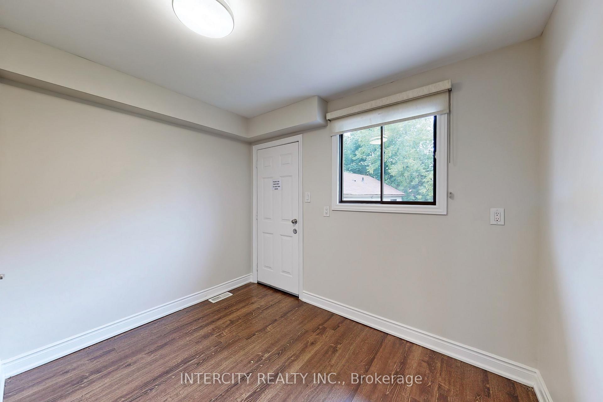 Photo 17 of 122 Rutherford Road N, Brampton, Madoc — HOMEH