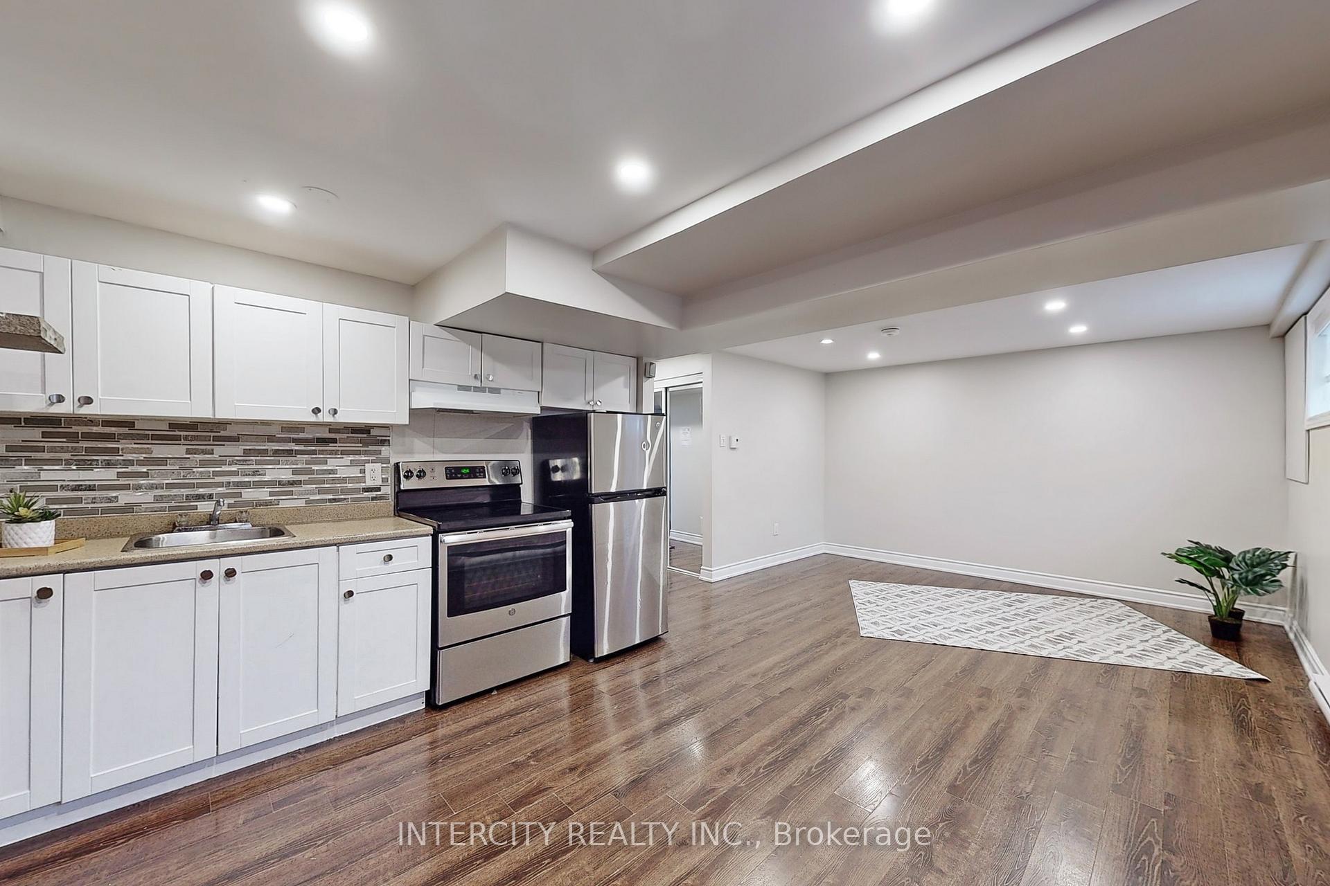 Photo 20 of 122 Rutherford Road N, Brampton, Madoc — HOMEH