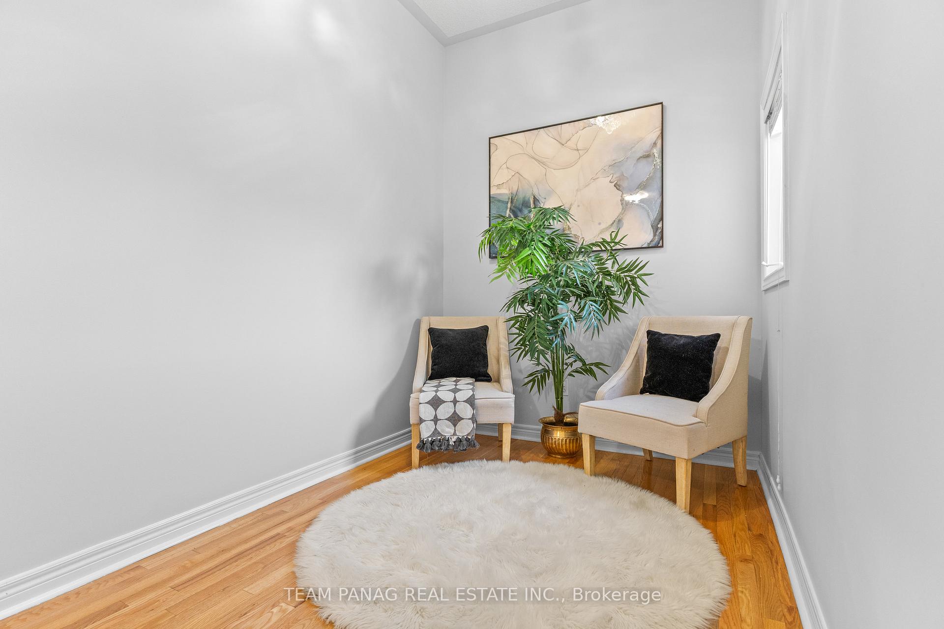 Photo 36 of 15 Banks Drive, Brampton, Vales of Castlemore — HOMEH