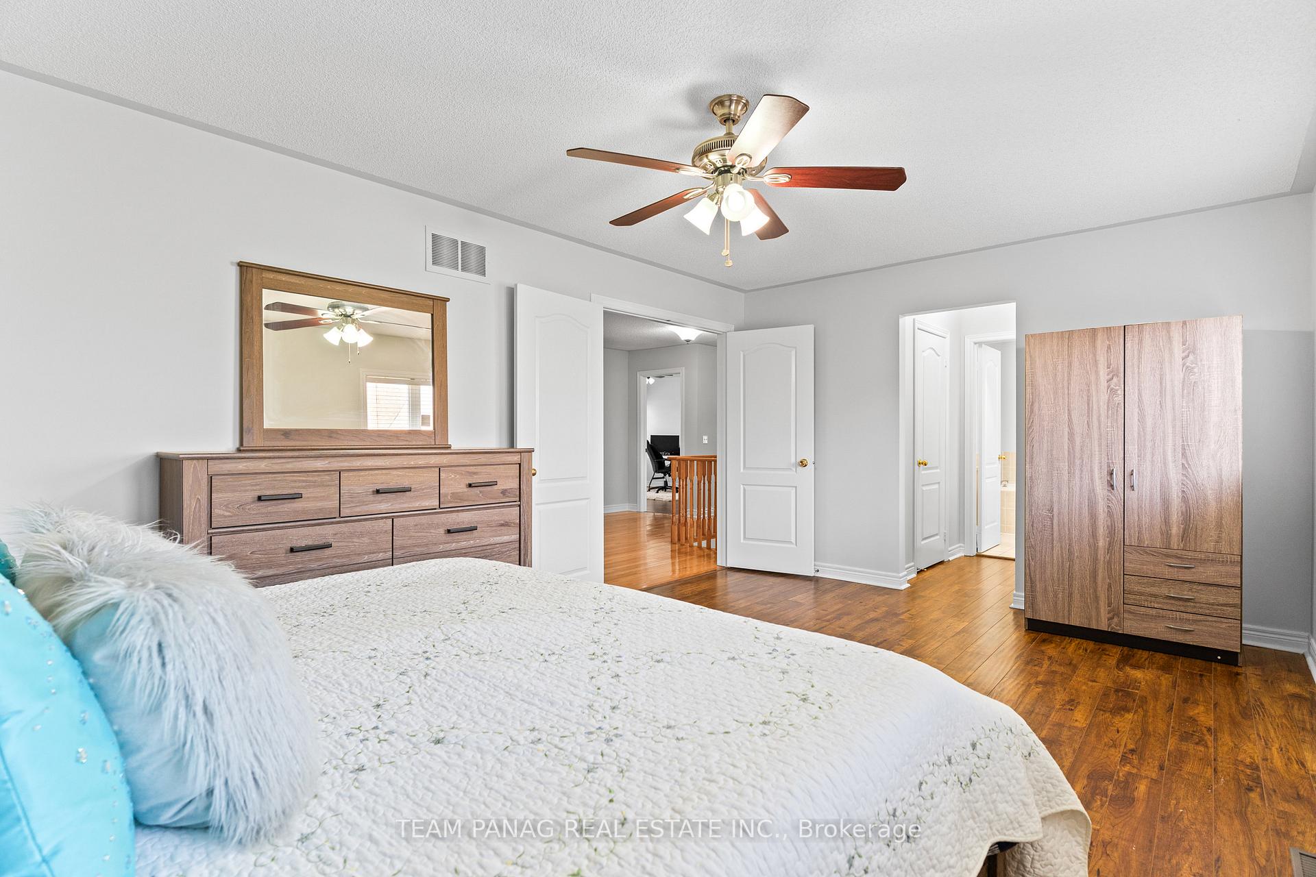 Photo 34 of 15 Banks Drive, Brampton, Vales of Castlemore — HOMEH