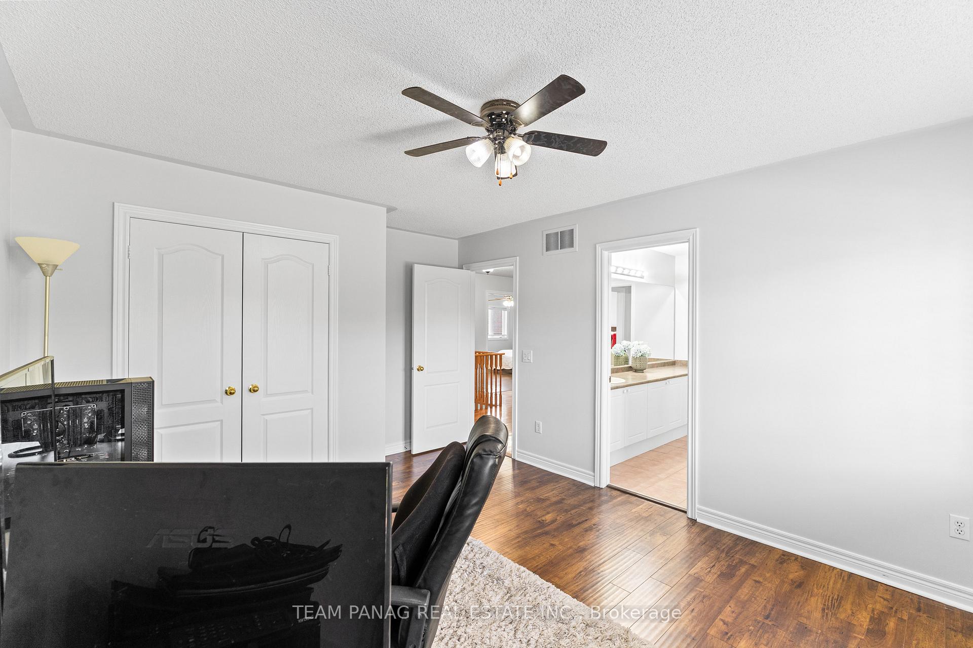 Photo 23 of 15 Banks Drive, Brampton, Vales of Castlemore — HOMEH