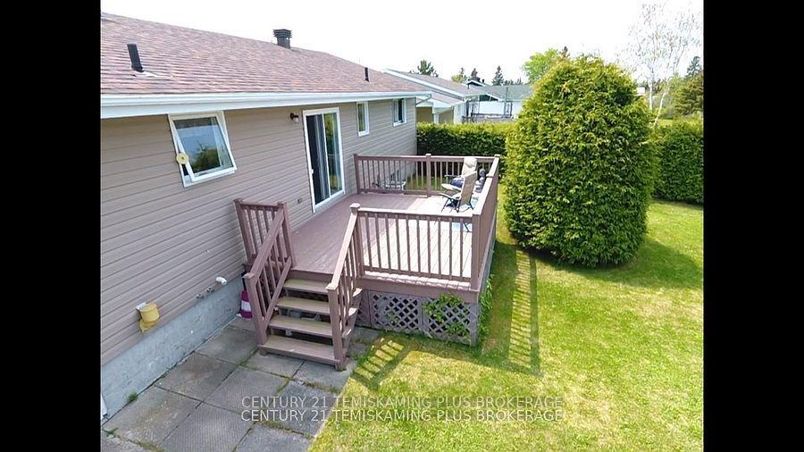 Photo 5 of 327 Crystal Crescent, Temiskaming Shores, New Liskeard — HOMEH